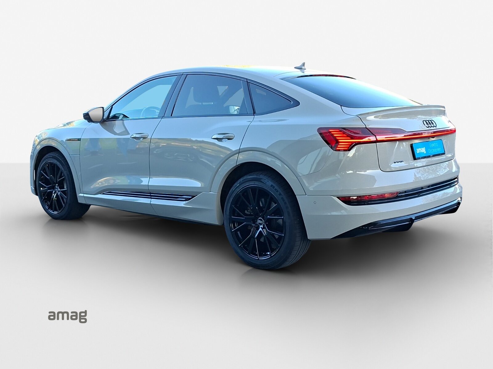 AUDI e-tron Sportback 55 S line Black Edition, Elektro, Occasion / Gebraucht, Automatik - 3