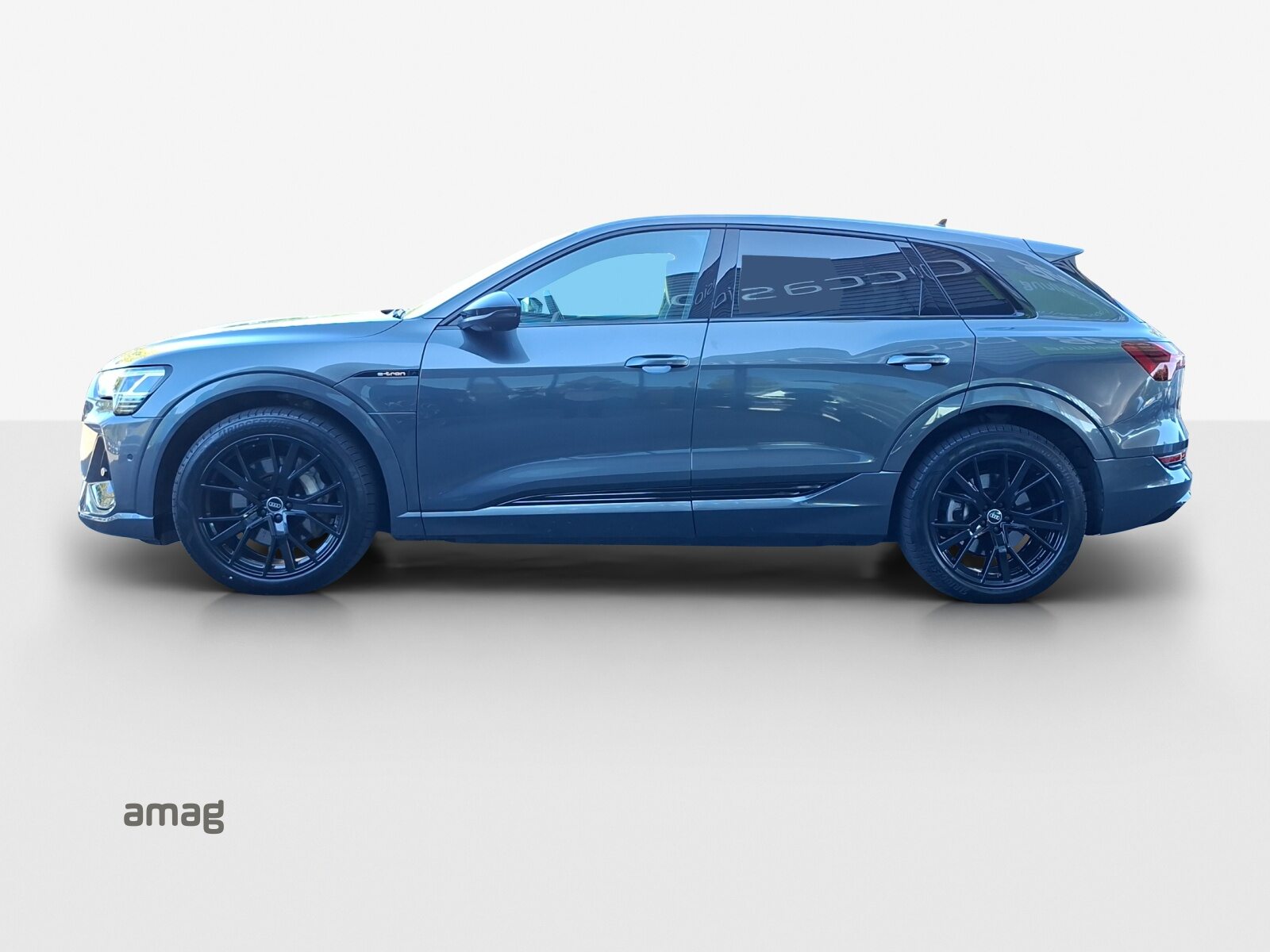 AUDI e-tron 55 S line Black Edition, Électrique, Occasion / Utilisé, Automatique - 2