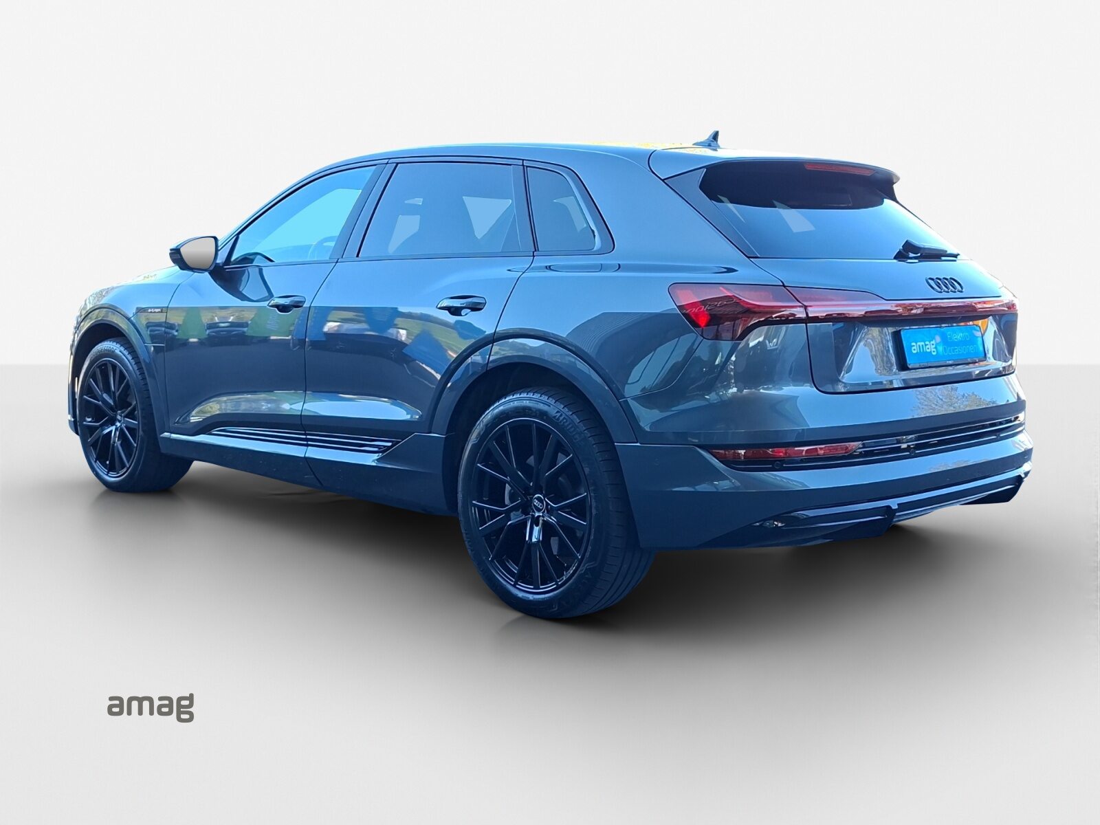 AUDI e-tron 55 S line Black Edition, Électrique, Occasion / Utilisé, Automatique - 3