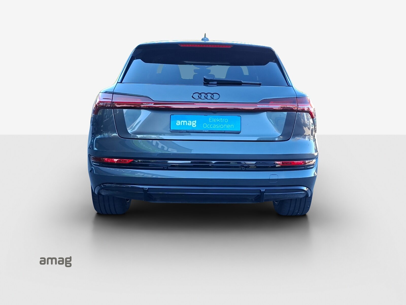 AUDI e-tron 55 S line Black Edition, Électrique, Occasion / Utilisé, Automatique - 4