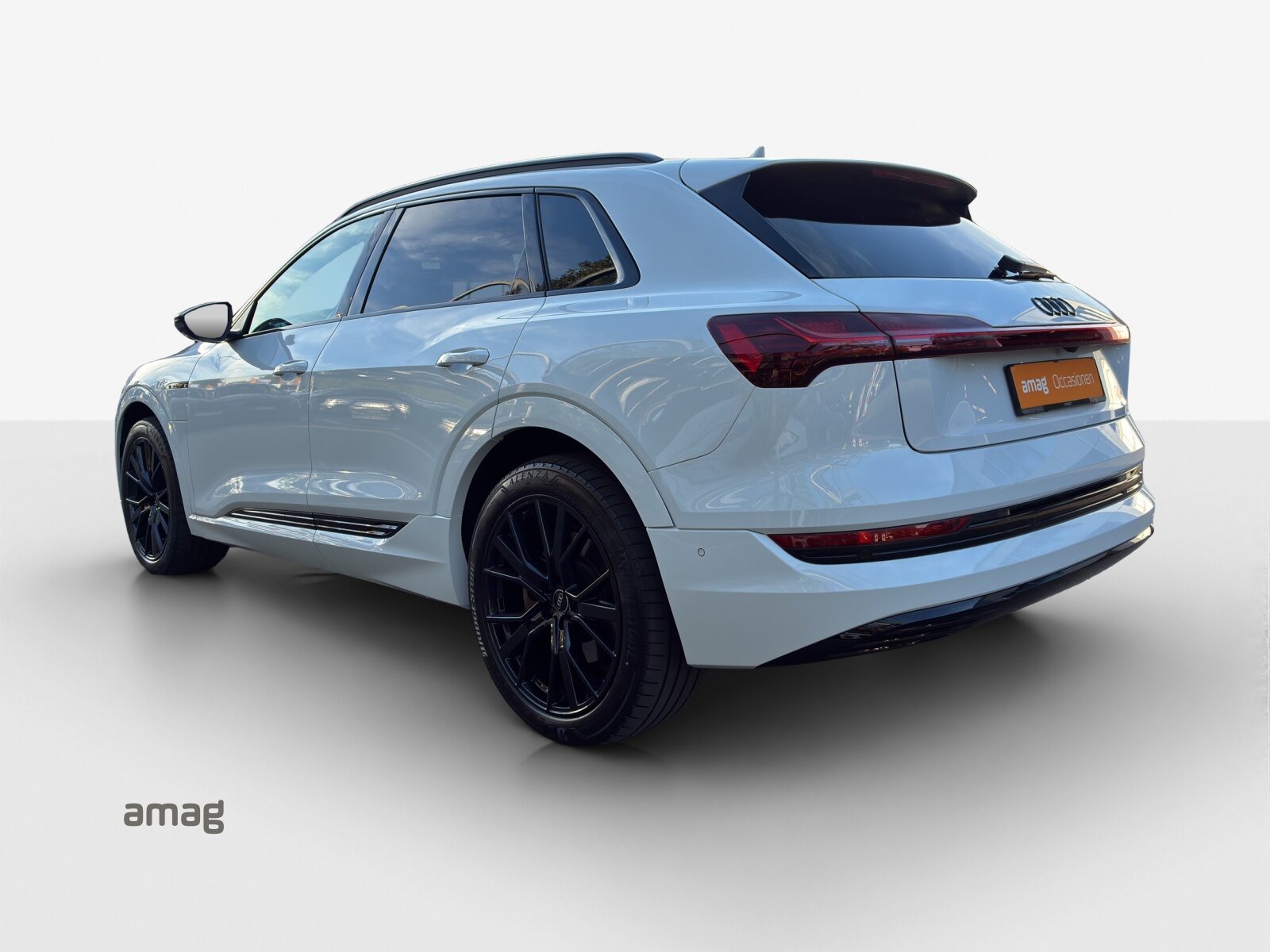 AUDI e-tron 55 advanced Black Edition, Electric, Second hand / Used, Automatic - 3