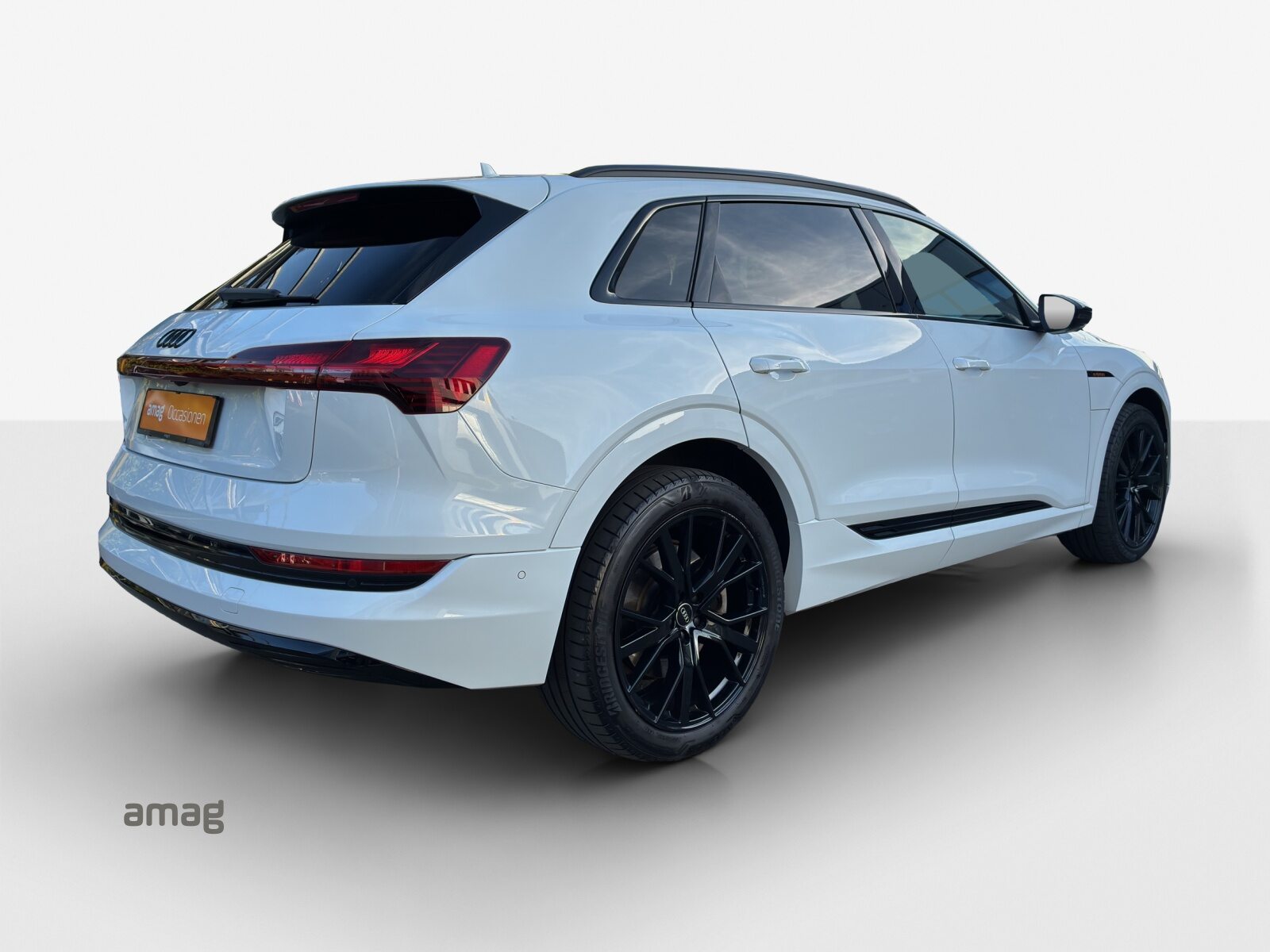 AUDI e-tron 55 advanced Black Edition, Electric, Second hand / Used, Automatic - 5