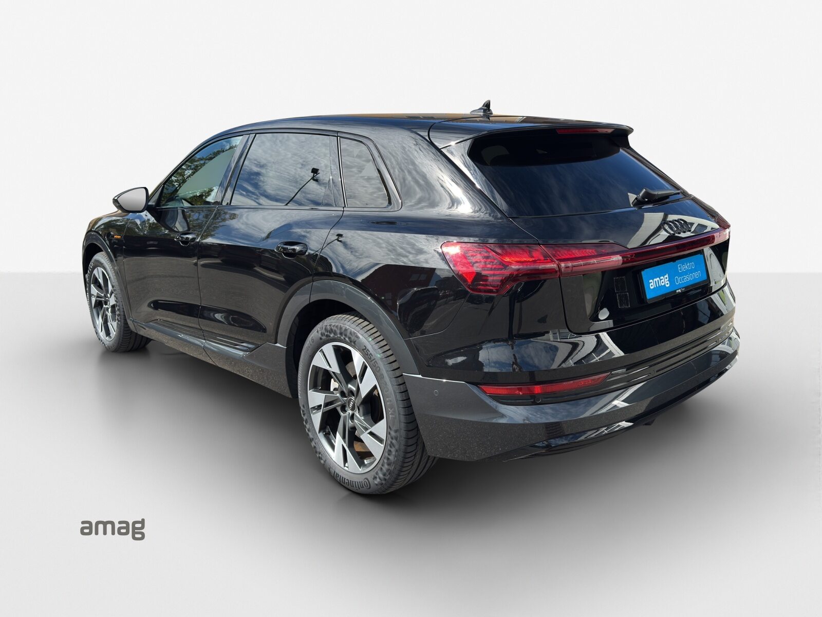 AUDI e-tron 50 advanced, Electric, Second hand / Used, Automatic - 3