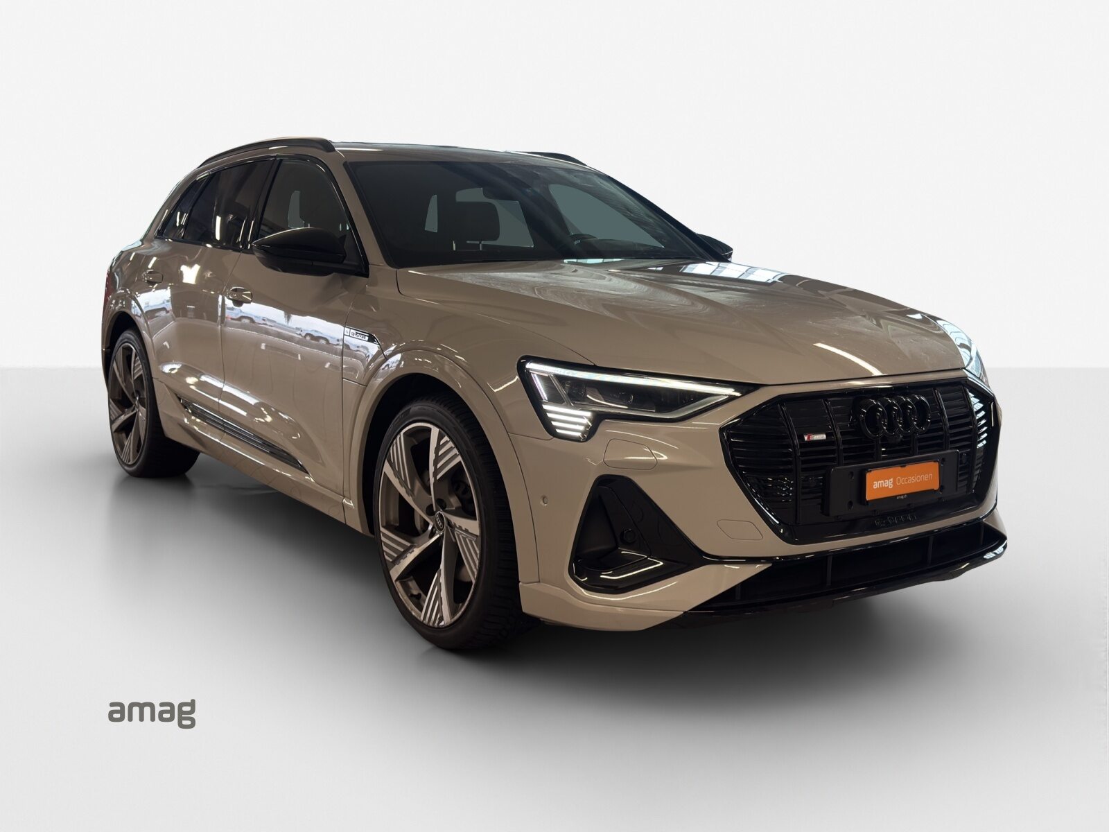 AUDI e-tron 55 S line, Électrique, Occasion / Utilisé, Automatique - 7