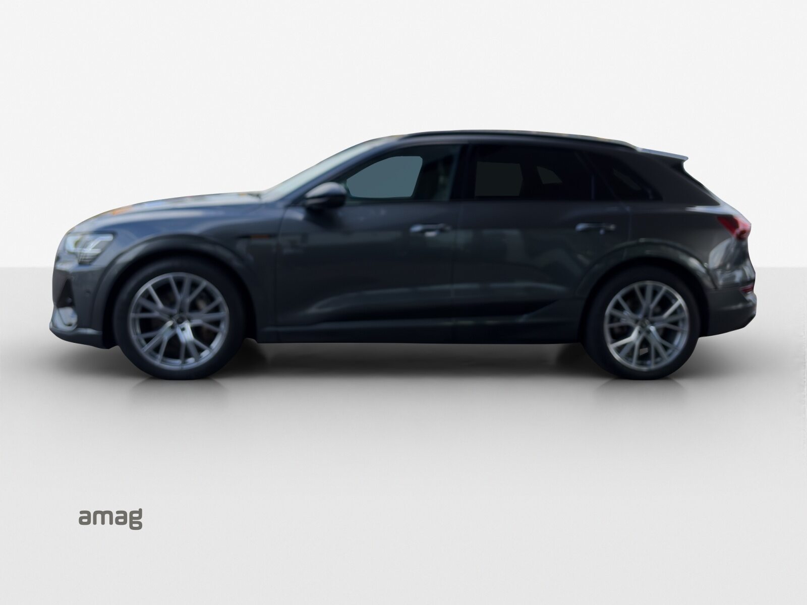 AUDI e-tron 55 S line Black Edition, Electric, Second hand / Used, Automatic - 2