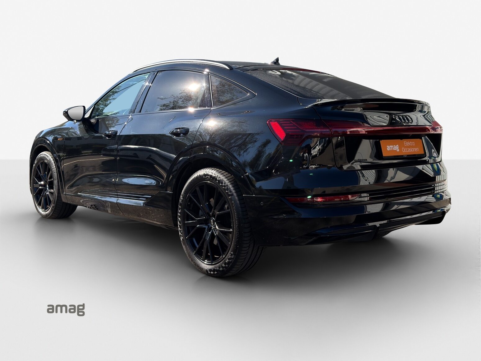 AUDI e-tron Sportback 55 S line Black Edition, Elektro, Occasion / Gebraucht, Automatik - 3