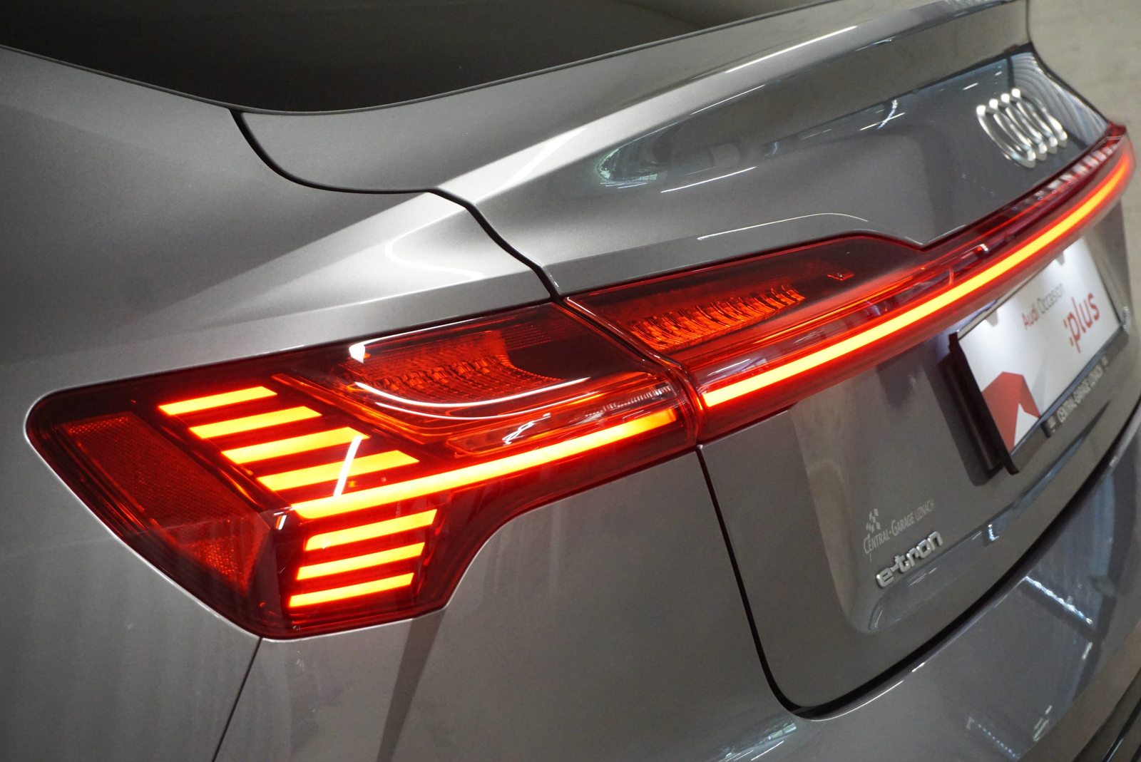AUDI e-tron Sportback 50 advanced Attraction, Elektro, Occasion / Gebraucht, Automat - 5