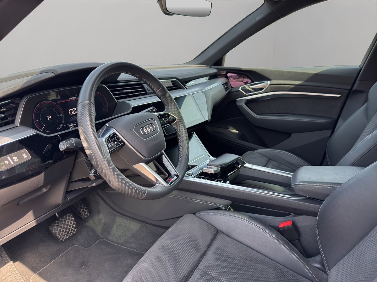 AUDI e-tron 55 S Line Black Edition quattro, Électrique, Occasion / Utilisé, Automatique - 4