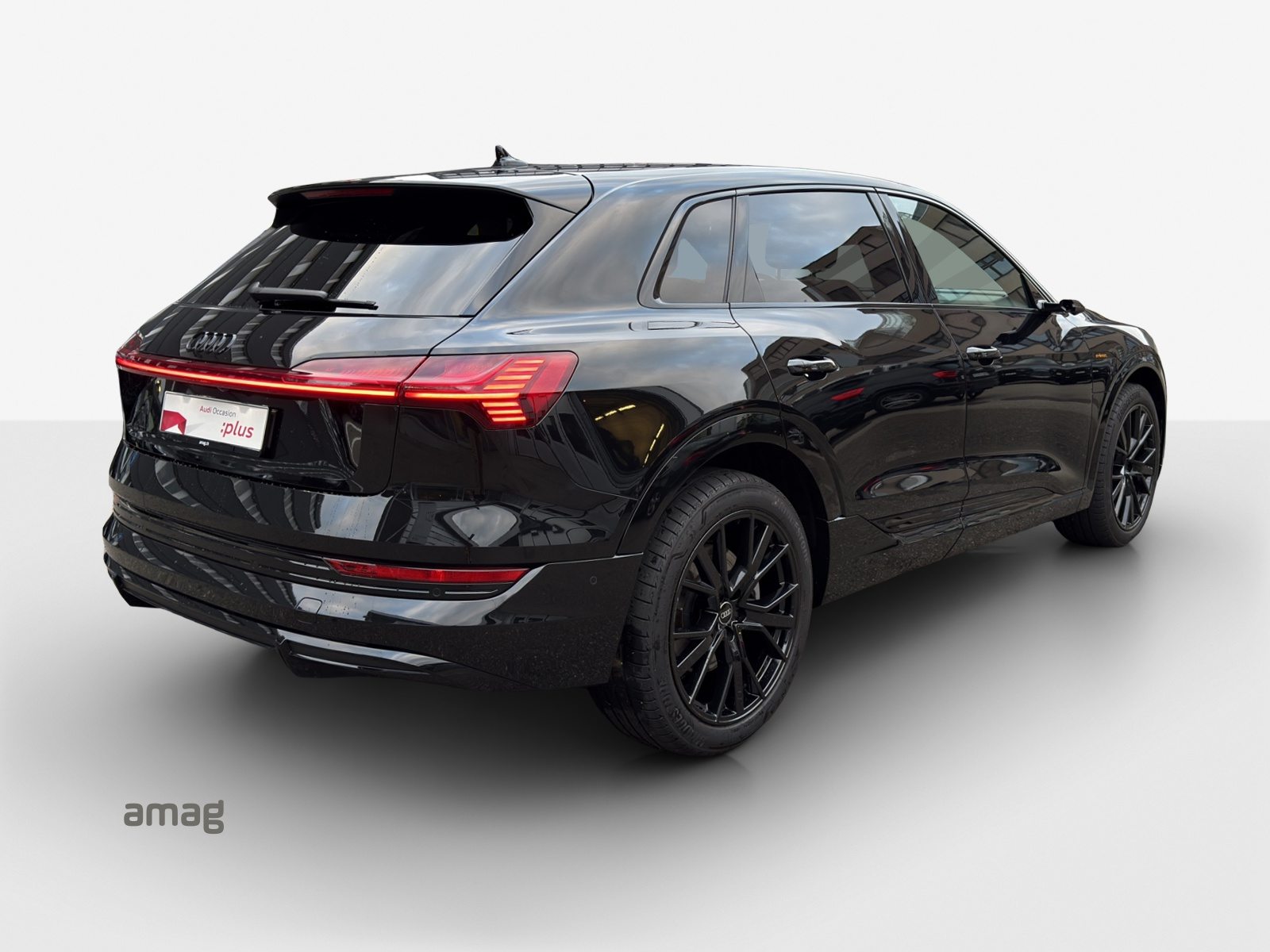 AUDI e-tron 55 S line Black Edition, Électrique, Occasion / Utilisé, Automatique - 6