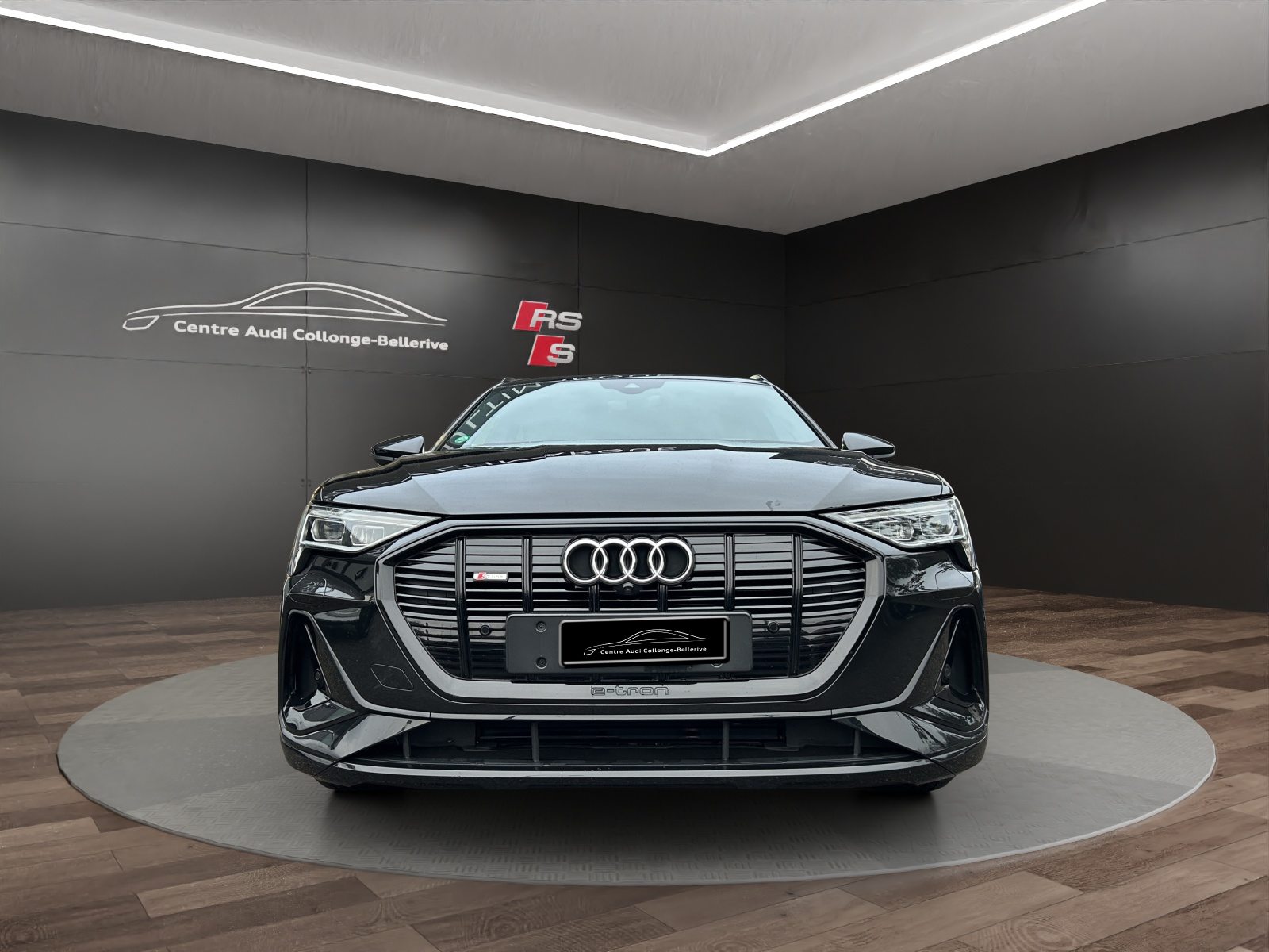 AUDI e-tron Sportback 55 S line, Elektro, Occasion / Gebraucht, Automat - 2