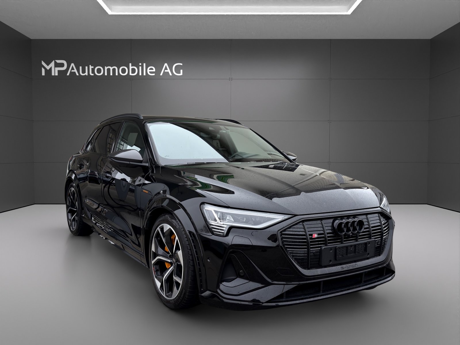 AUDI e-tron S quattro, Electric, Second hand / Used, Automatic - 2