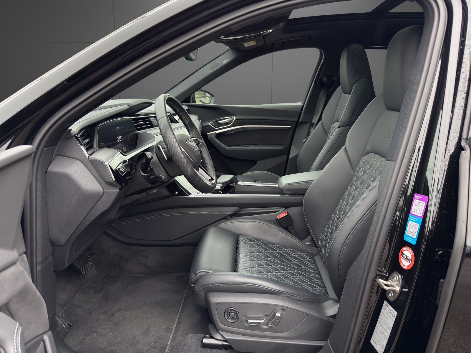 AUDI e-tron S quattro, Electric, Second hand / Used, Automatic - 6