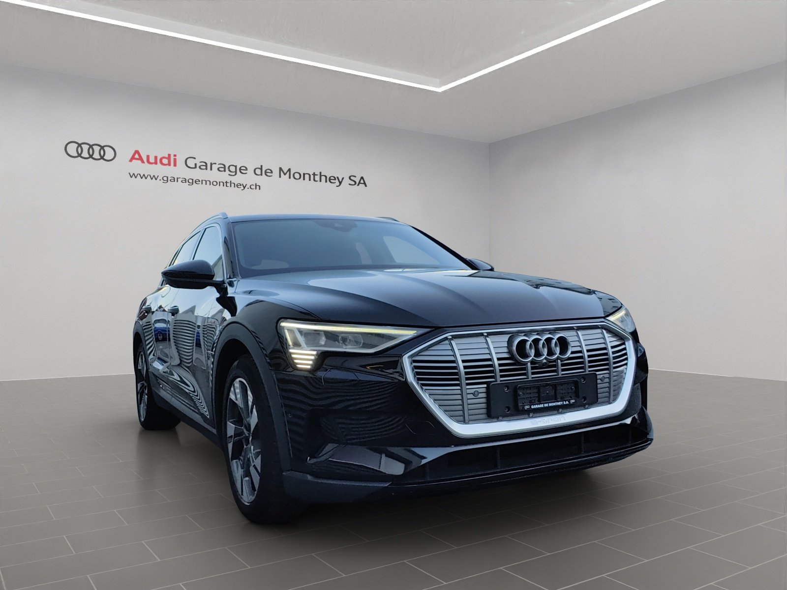 AUDI e-tron 55 quattro, Elektro, Occasion / Gebraucht, Automat - 3