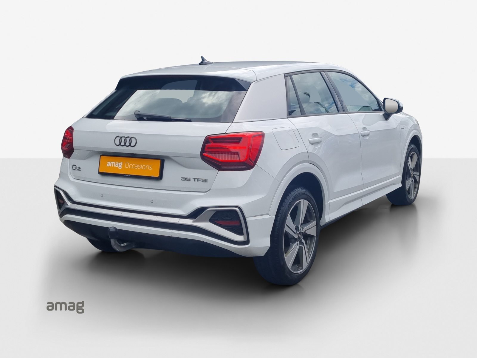 AUDI Q2 35 TFSI S lineS-tronic, Benzin, Occasion / Gebraucht, Automatik - 5