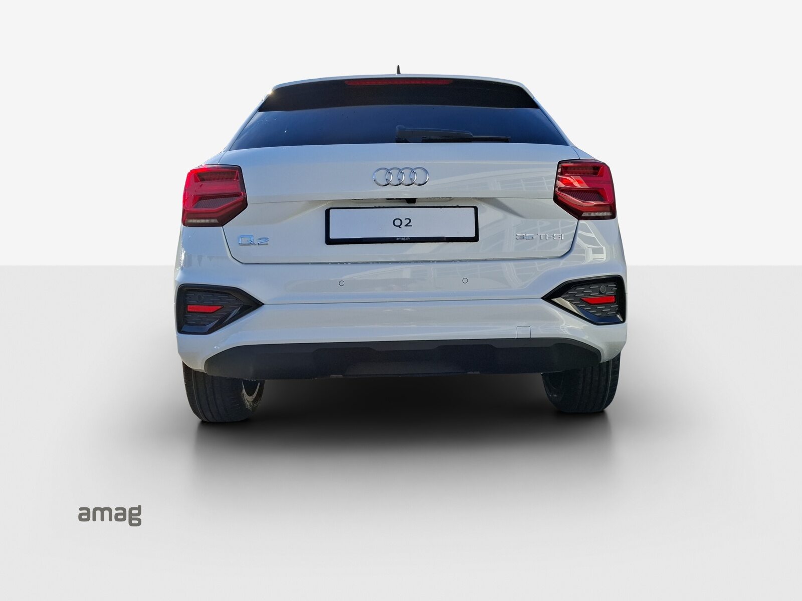 AUDI Q2 35 TFSI advanced, Petrol, Pre-registered new car, Automatic - 4