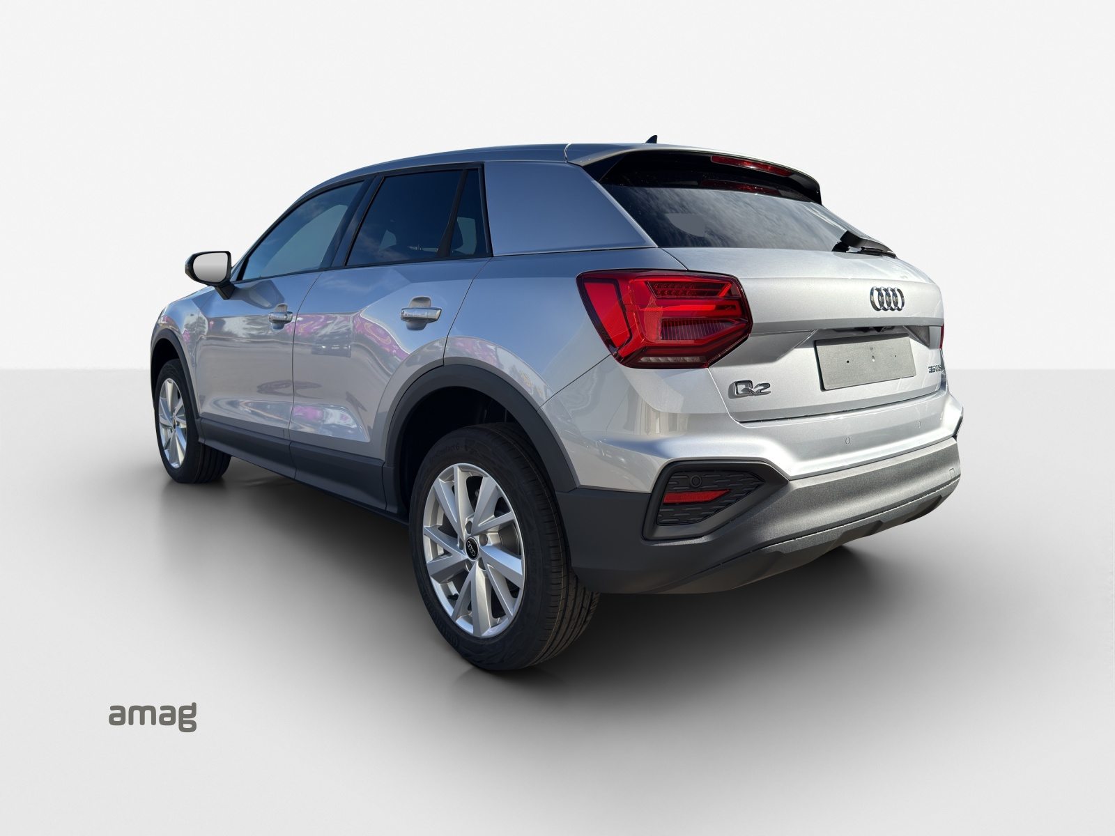 AUDI Q2 35 TFSI, Petrol, New car, Automatic - 3