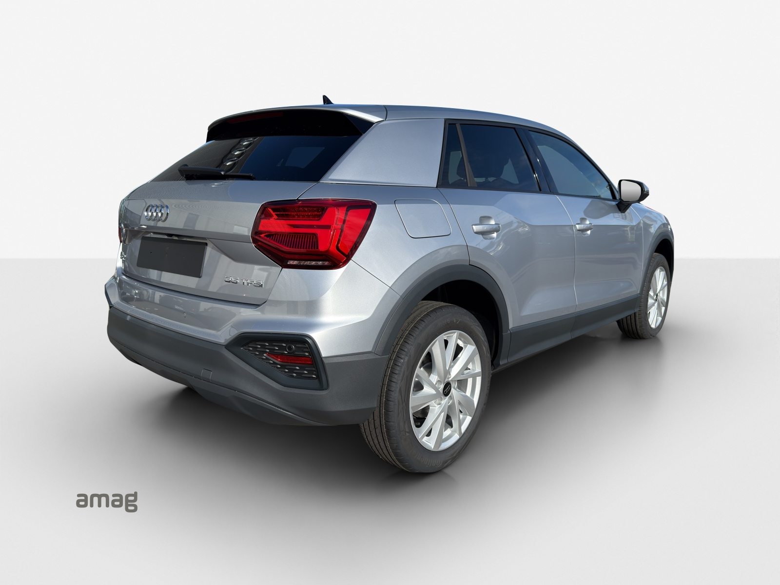 AUDI Q2 35 TFSI, Petrol, New car, Automatic - 5