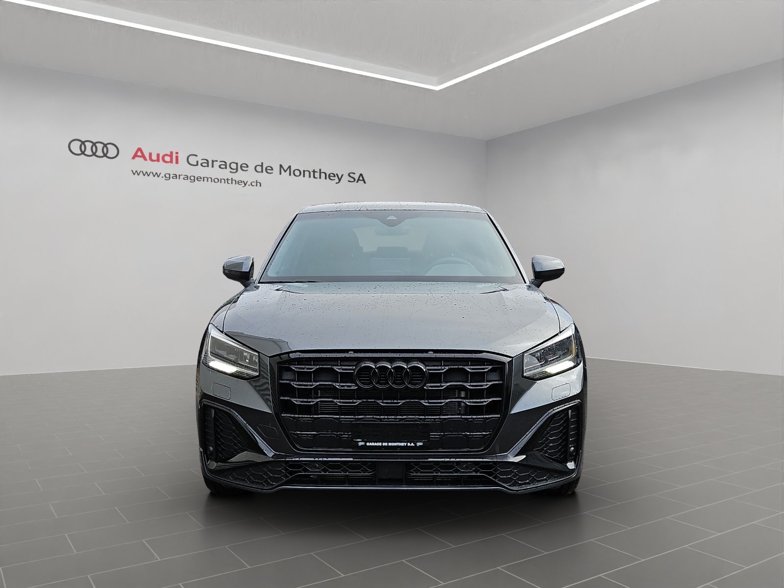 AUDI Q2 35 TFSI S line, Petrol, New car, Automatic - 2