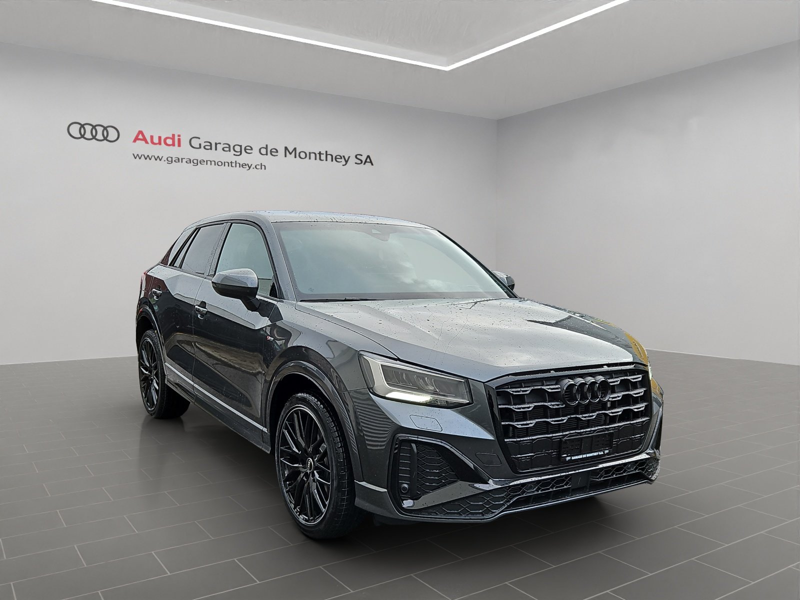 AUDI Q2 35 TFSI S line, Petrol, New car, Automatic - 3