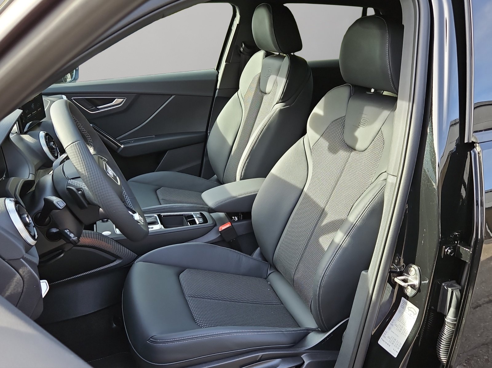 AUDI Q2 35 TFSI S line S-tronic, Essence, Voiture nouvelle, Automatique - 6