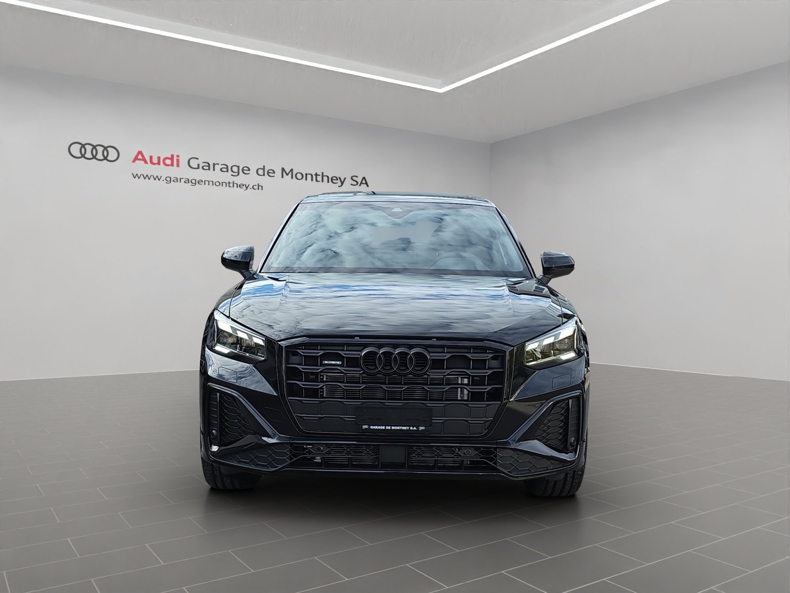 AUDI Q2 40 TFSI S line Attraction quattro S-tronic, Petrol, New car, Automatic - 2