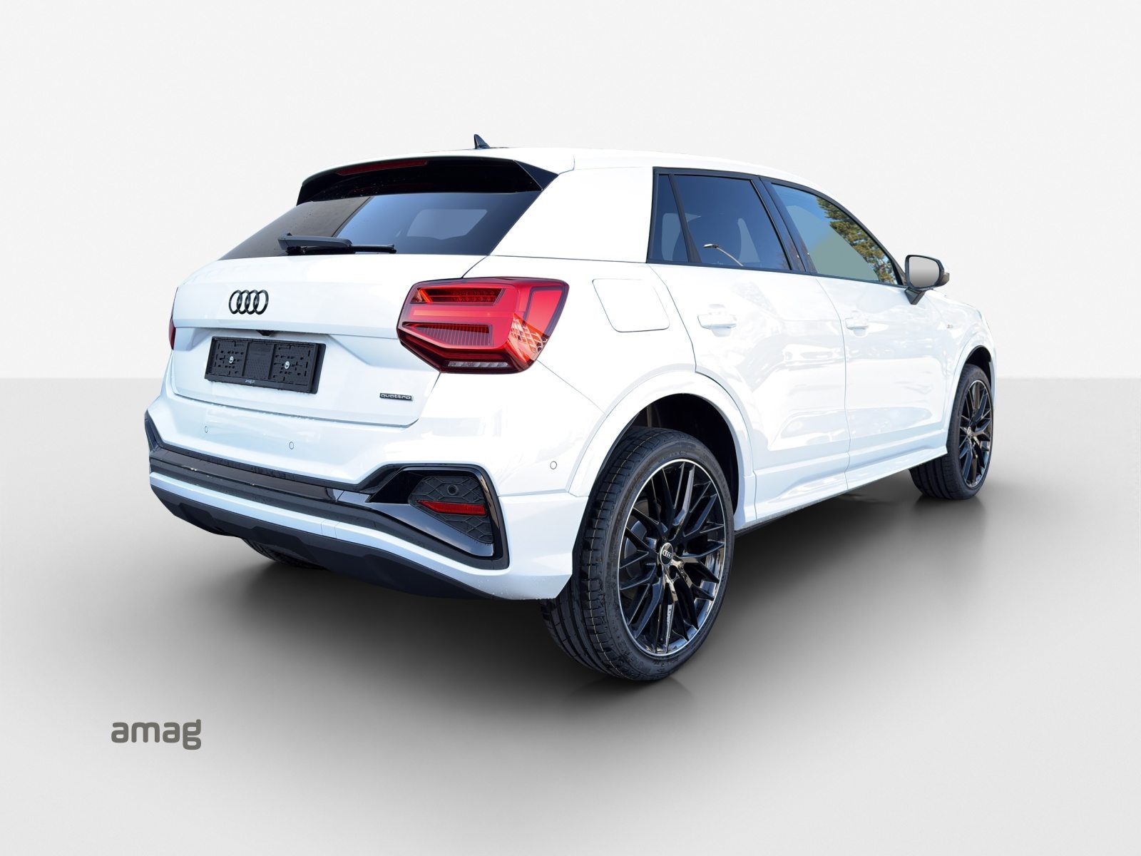 AUDI Q2 40 TFSI S line Attraction, Petrol, New car, Automatic - 5