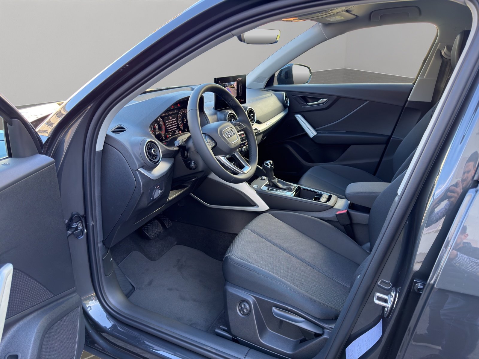 AUDI Q2 40 TFSI Attraction quattro S-tronic, Essence, Voiture nouvelle, Automatique - 6
