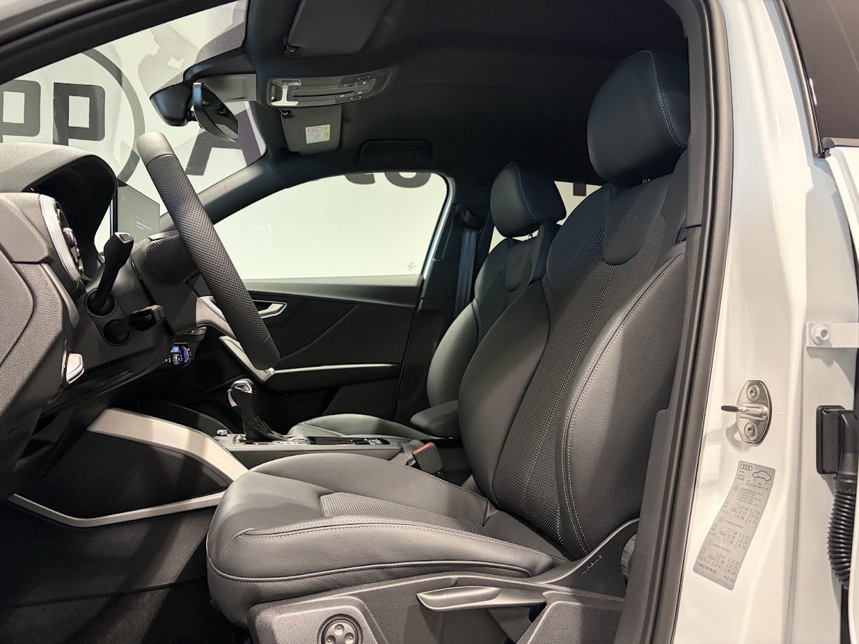 AUDI Q2 40 TFSI Attraction, Benzina, Auto nuove, Automatico - 4