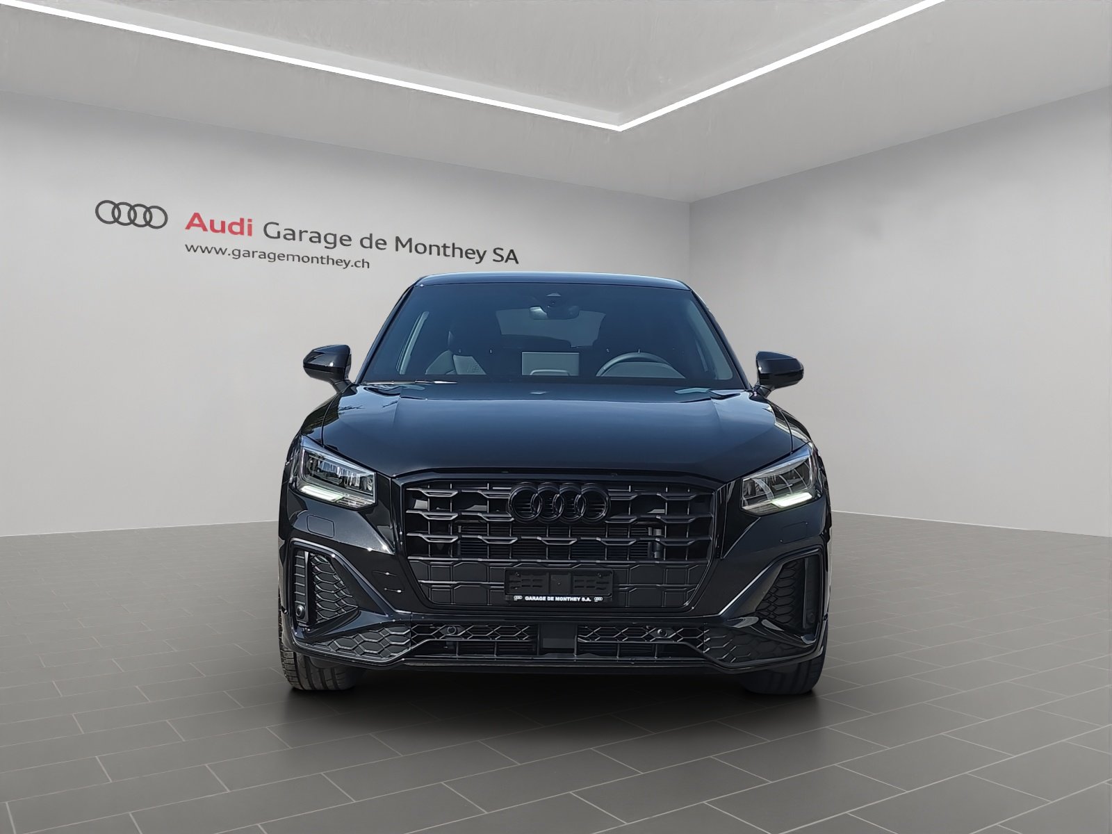 AUDI Q2 35 TFSI S line, Petrol, New car, Automatic - 2