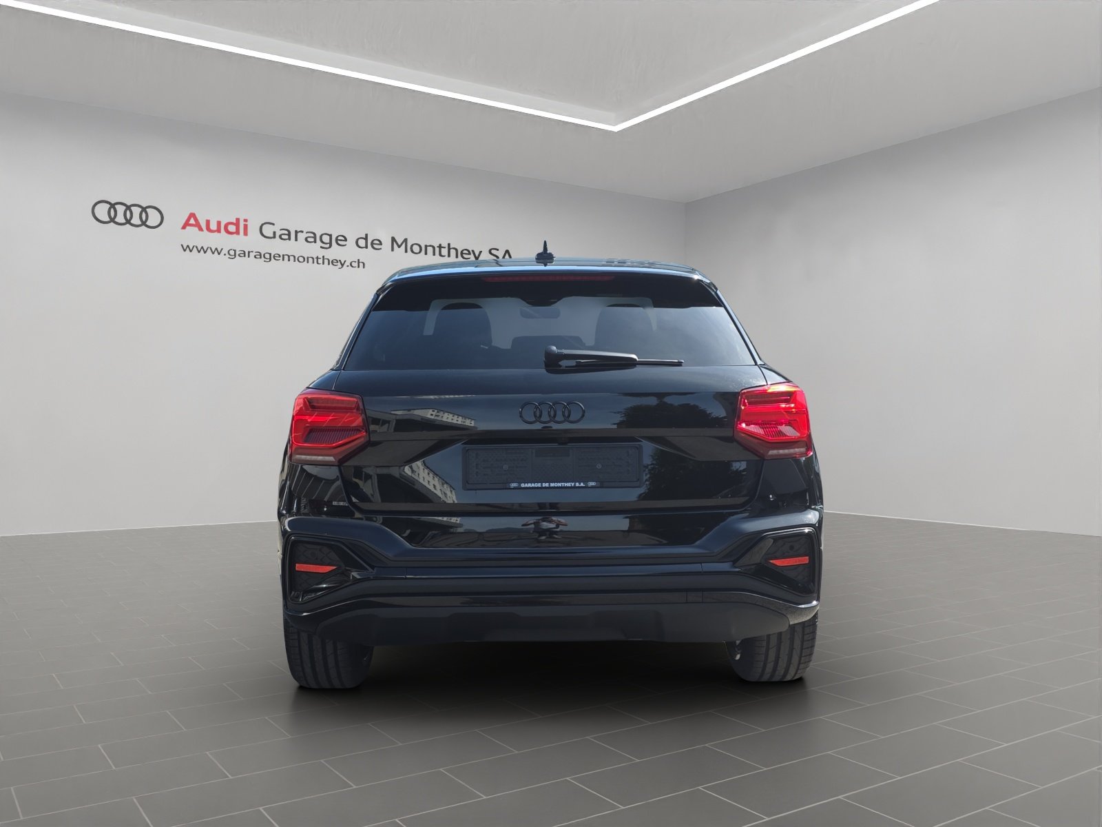 AUDI Q2 35 TFSI S line, Petrol, New car, Automatic - 5