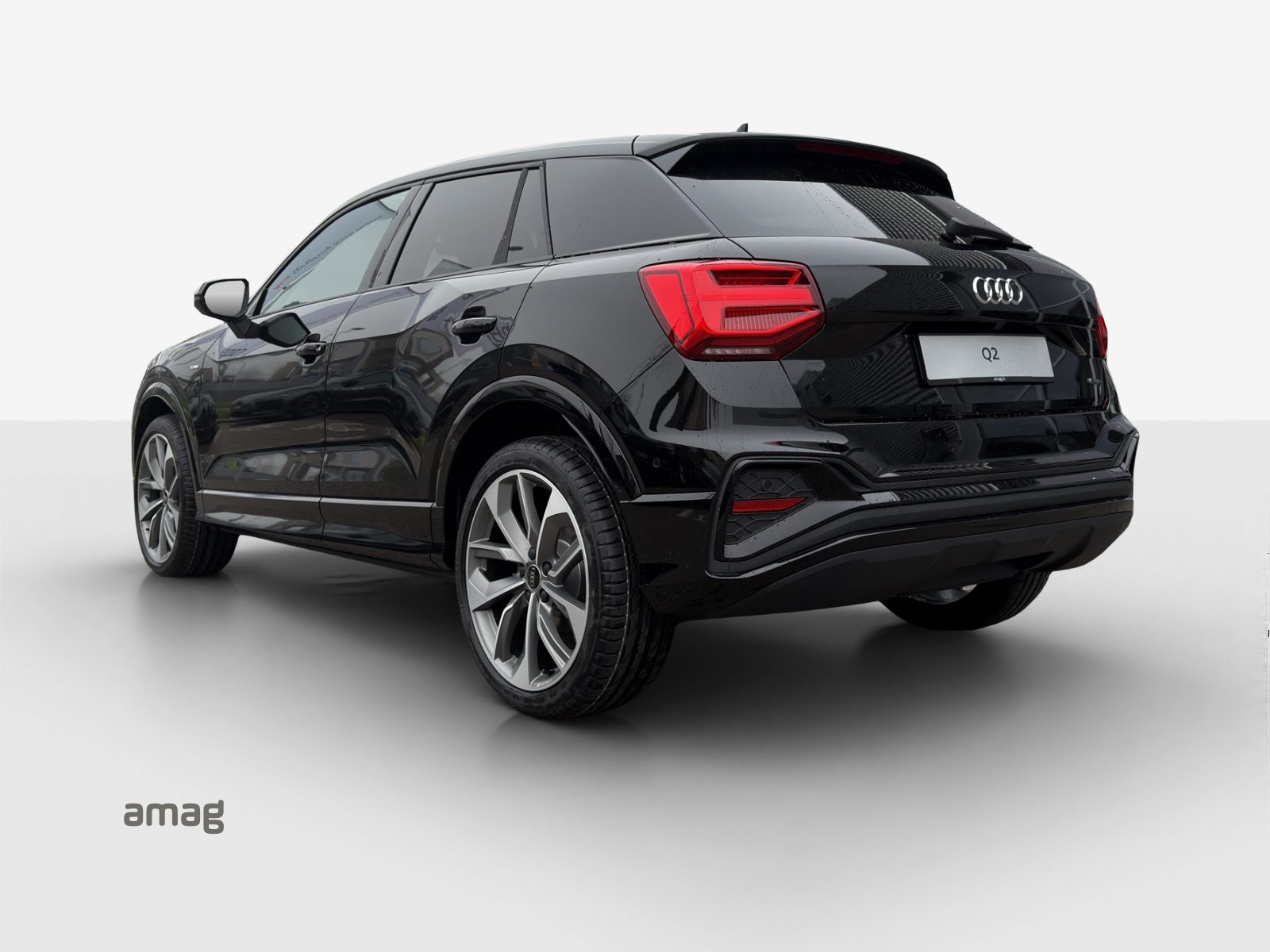 AUDI Q2 40 TFSI S line Attraction, Benzin, Neuwagen, Automatik - 3