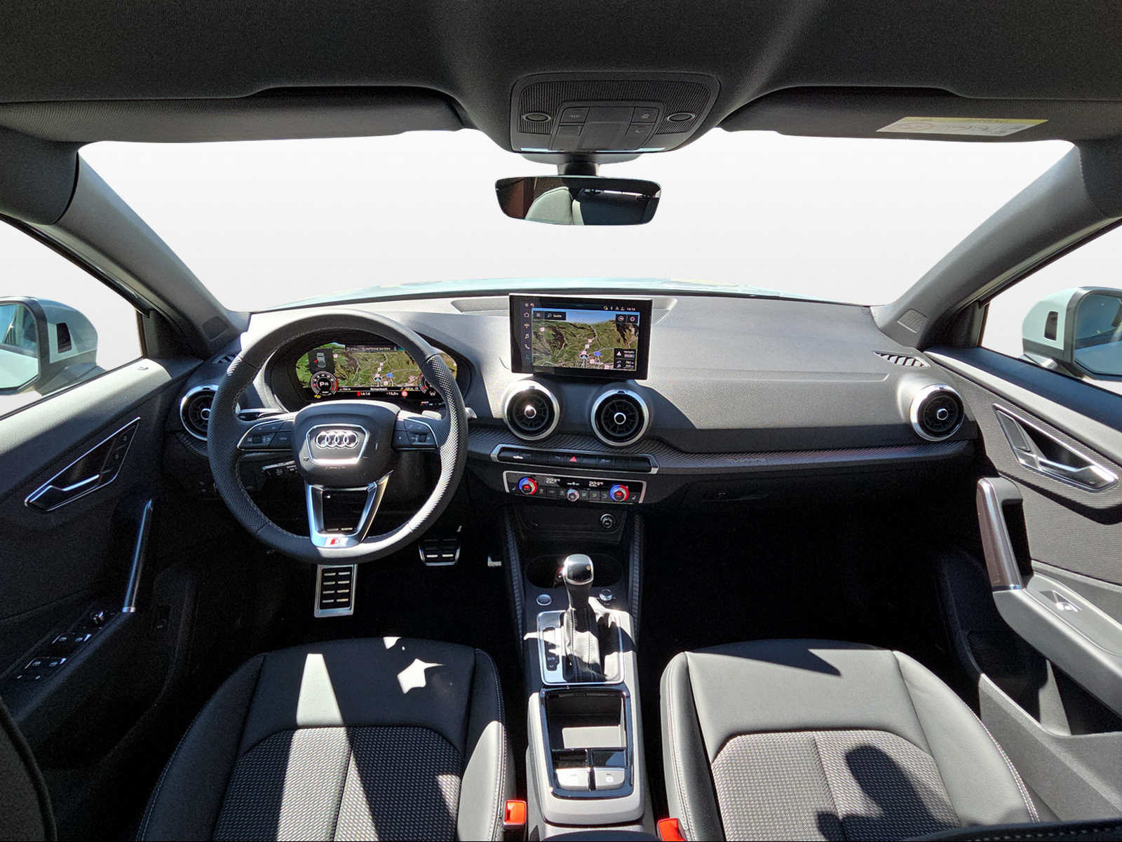 AUDI Q2 40 TFSI S line Attraction, Petrol, New car, Automatic - 4