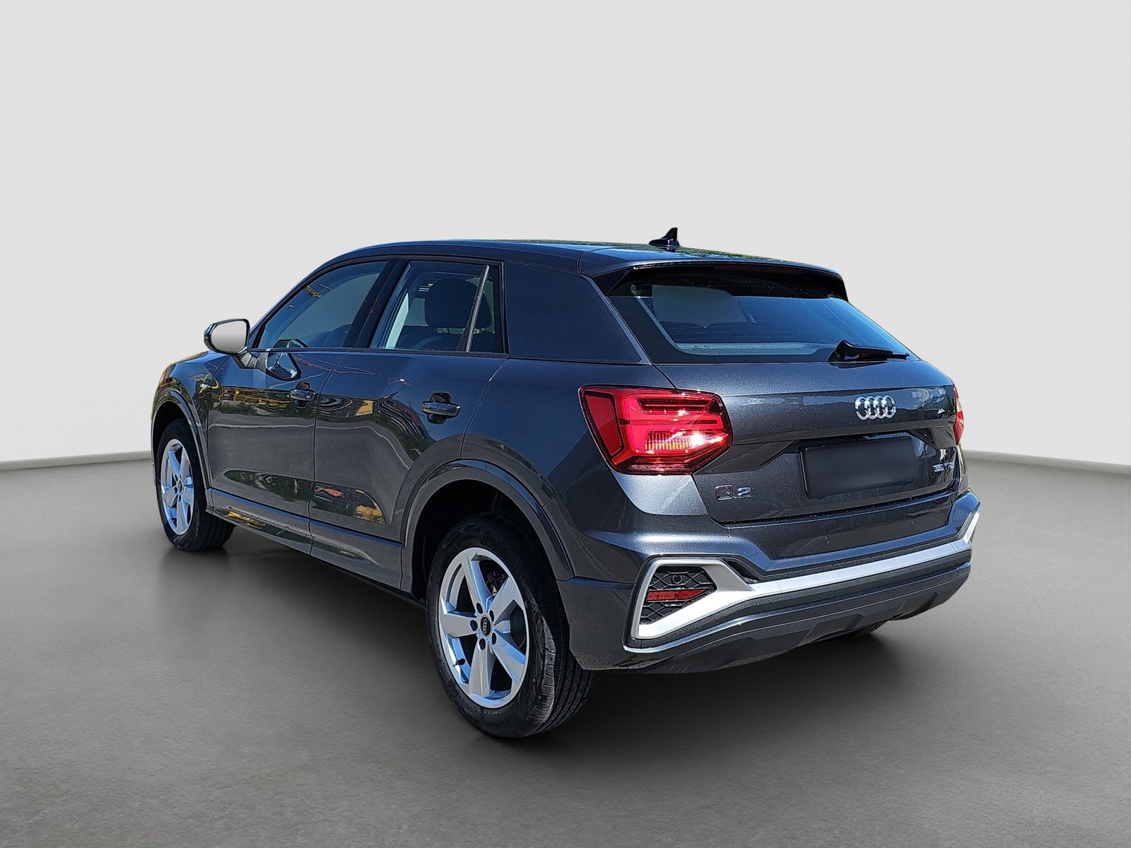 AUDI Q2 35 TFSI S-tronic S-Line, Petrol, New car, Automatic - 3