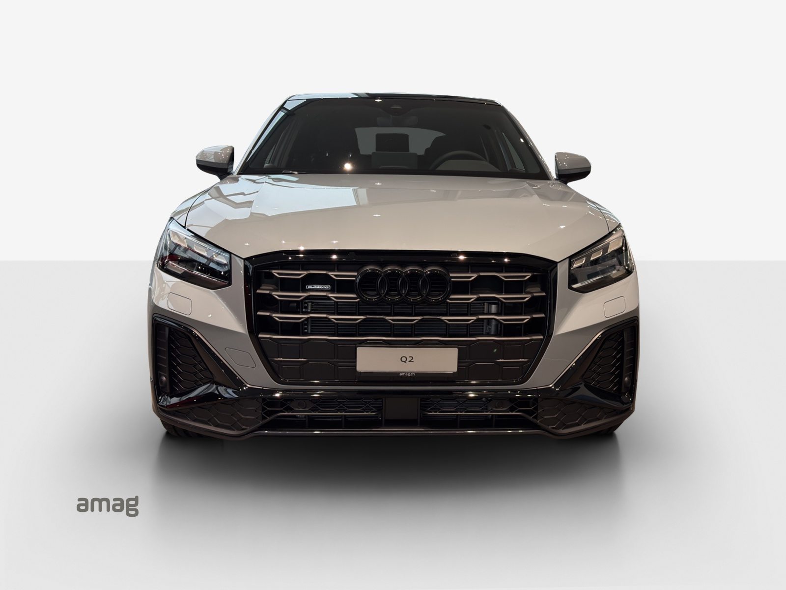 AUDI Q2 40 TFSI S line Attraction