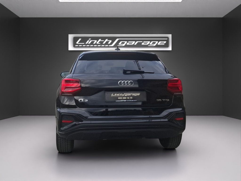 AUDI Q2 1.5 35 TFSI S Line S-Tronic, Petrol, Second hand / Used, Automatic - 4