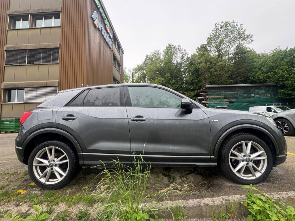 AUDI Q2 2.0 TFSI Design quattro S-Tronic, Petrol, Second hand / Used, Automatic - 3
