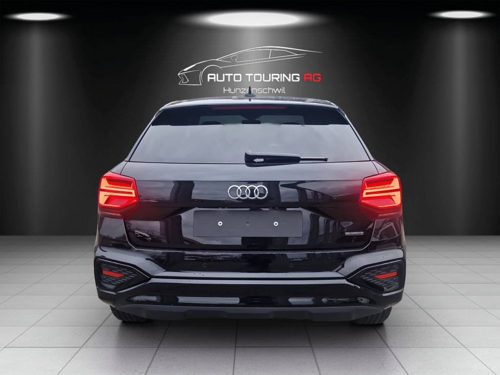 AUDI Q2 2.0 40 TFSI Advanced quattro S-Tronic, Benzin, Occasion / Gebraucht, Automatik - 4