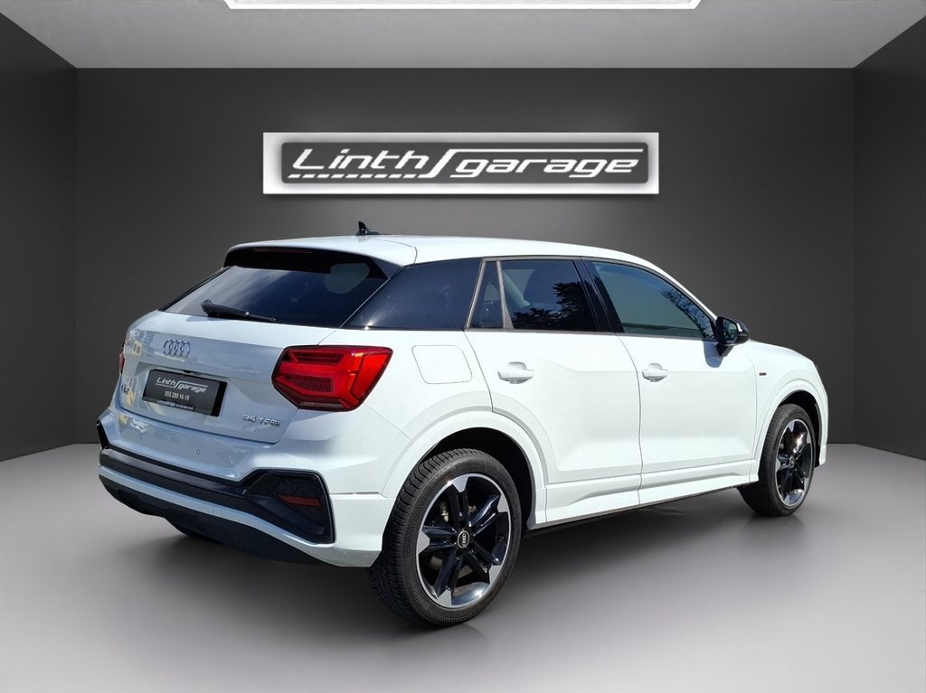 AUDI Q2 1.5 35 TFSI S-line S-tronic, Essence, Occasion / Utilisé, Automatique - 4