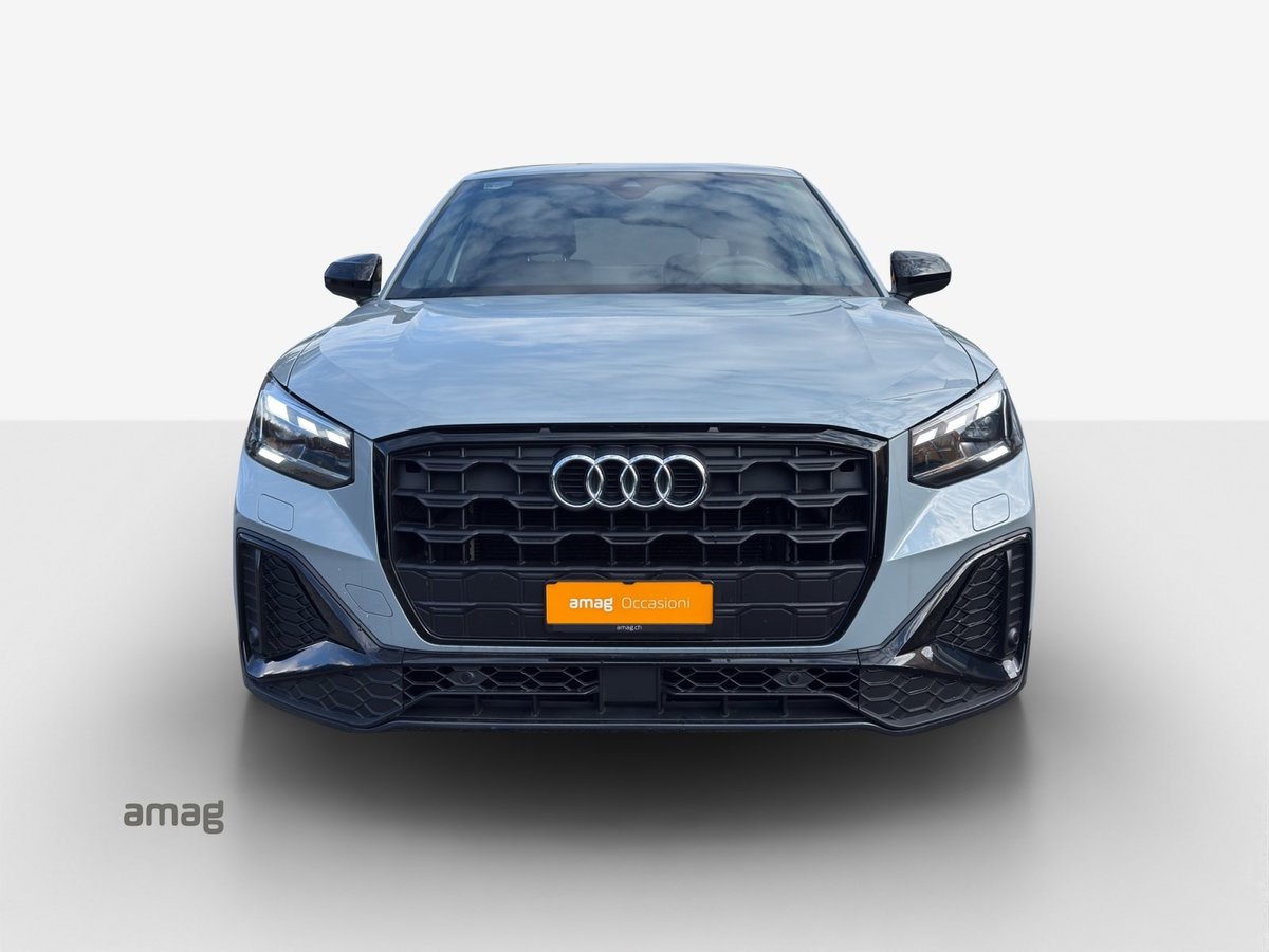 AUDI Q2 35 TFSI S line S-tronic, Benzin, Occasion / Gebraucht, Automatik - 7