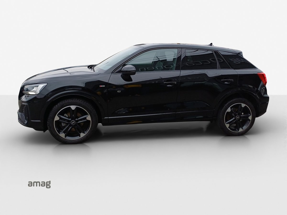 AUDI Q2 35 TFSI S tronic, Benzin, Occasion / Gebraucht, Automatik - 2