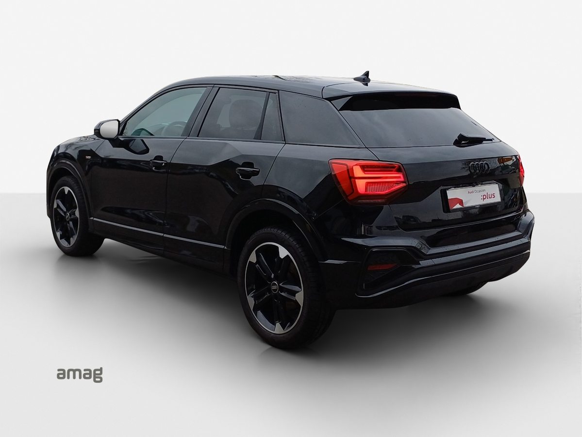 AUDI Q2 35 TFSI S tronic, Benzin, Occasion / Gebraucht, Automatik - 3