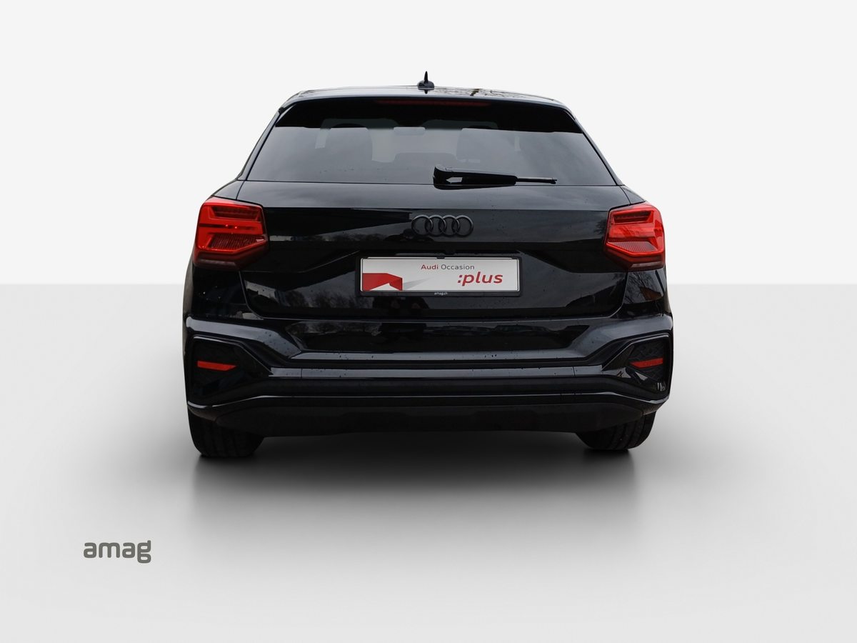 AUDI Q2 35 TFSI S tronic, Benzin, Occasion / Gebraucht, Automatik - 4