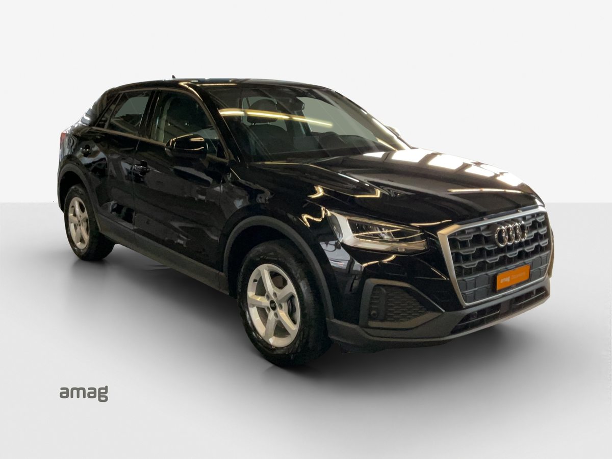 AUDI Q2 35 TFSI 6-G, Petrol, Second hand / Used - 6
