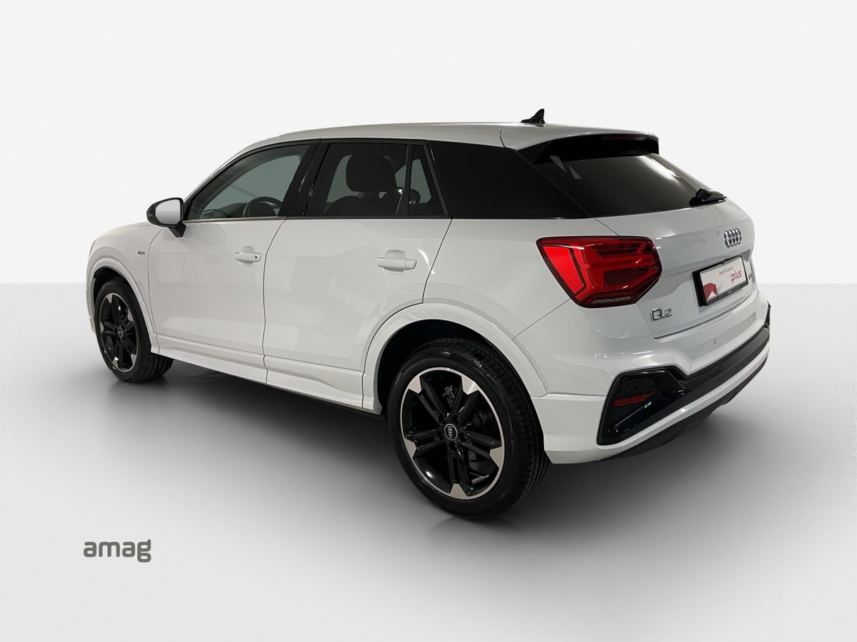 AUDI Q2 35 TFSI S tronic, Benzin, Occasion / Gebraucht, Automatik - 3