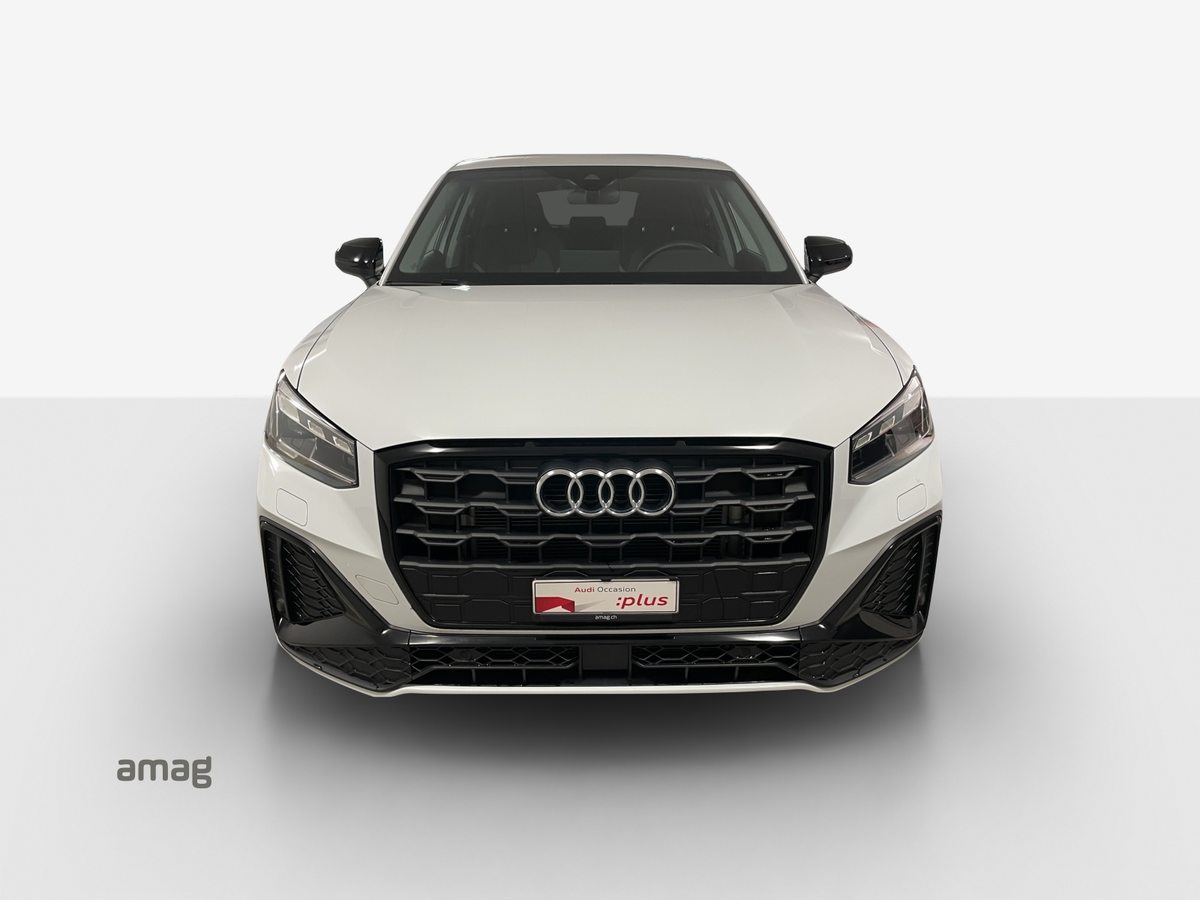 AUDI Q2 35 TFSI S tronic, Benzin, Occasion / Gebraucht, Automatik - 7
