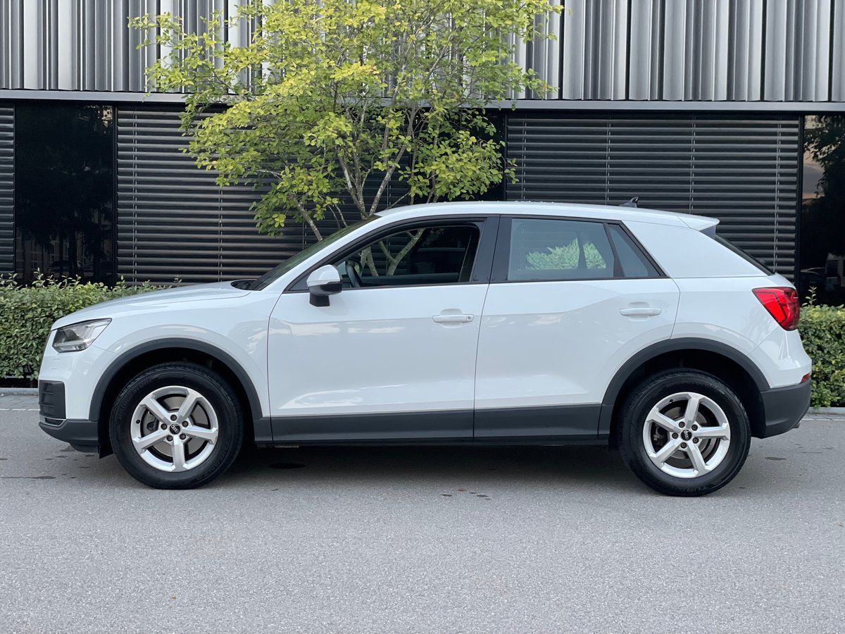 AUDI Q2 35 TDI Attraction quattro S-tronic, Diesel, Second hand / Used, Automatic - 2
