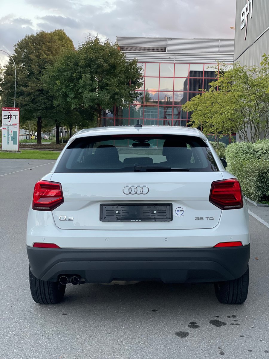 AUDI Q2 35 TDI Attraction quattro S-tronic, Diesel, Second hand / Used, Automatic - 6
