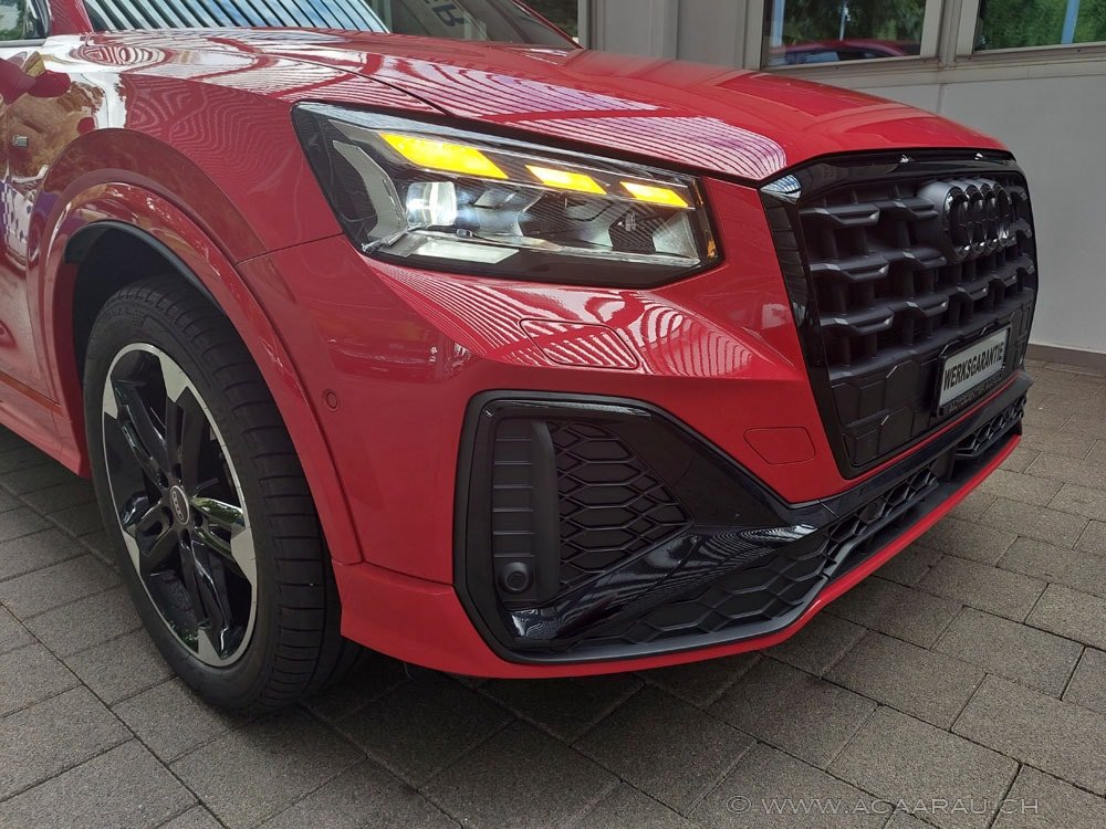 AUDI Q2 35 TFSI S line S-tronic / Video : https://youtu.be/GaFqZb, Essence, Occasion / Utilisé, Automatique - 6