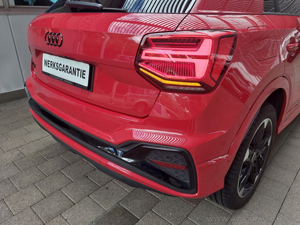 AUDI Q2 35 TFSI S line S-tronic / Video : https://youtu.be/GaFqZb, Essence, Occasion / Utilisé, Automatique - 7