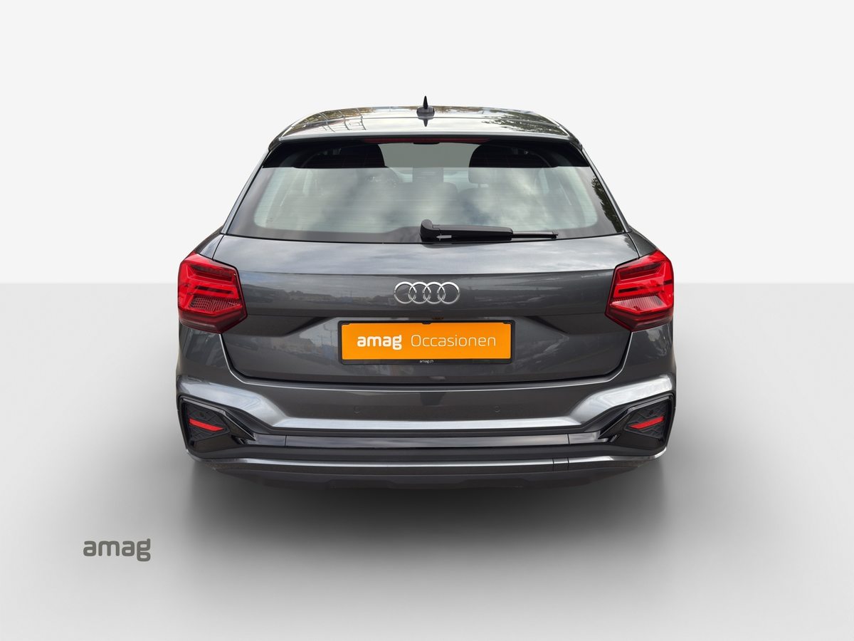 AUDI Q2 35 TFSI S line, Essence, Occasion / Utilisé, Automatique - 4